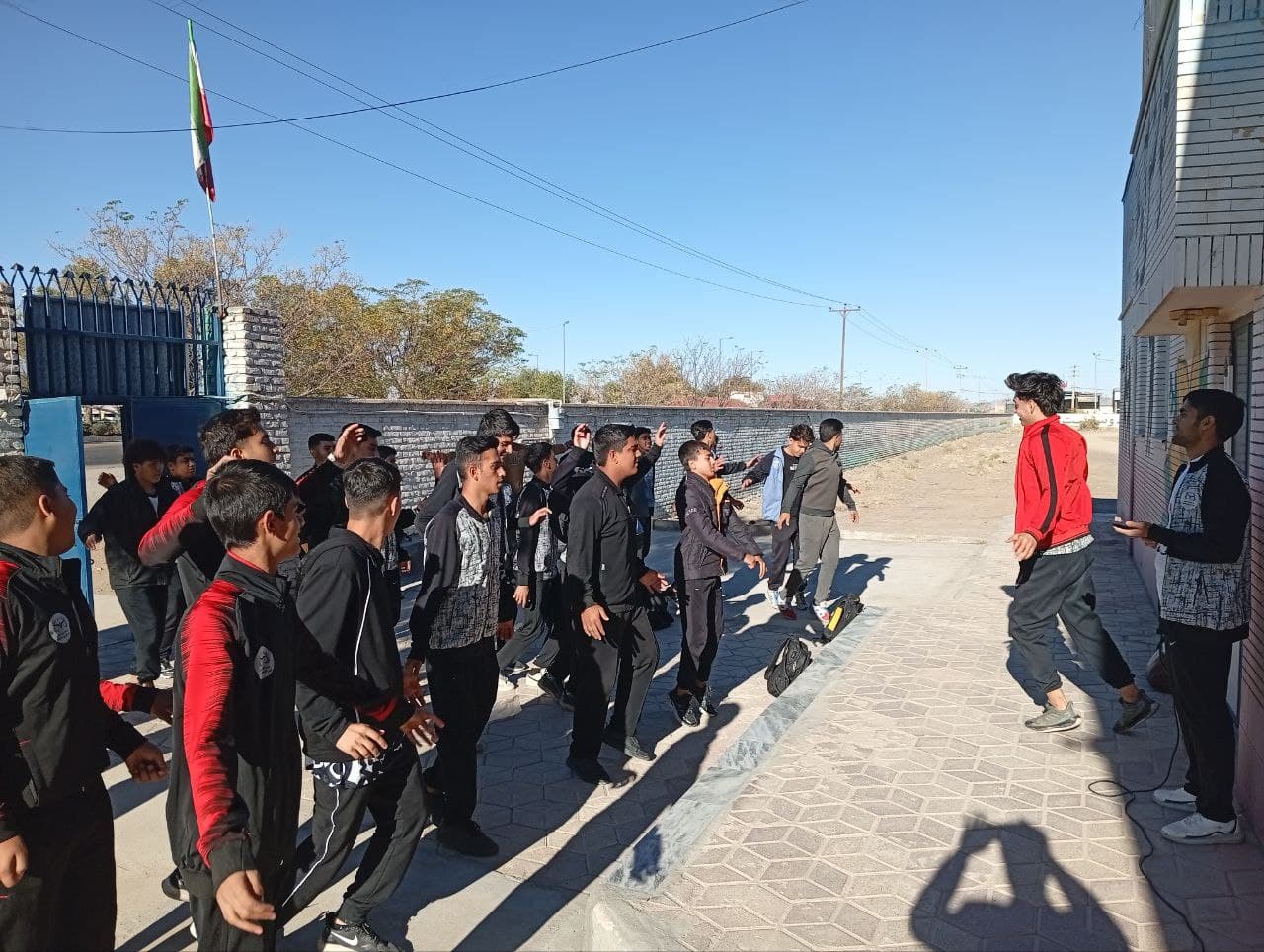 هنرستان غیردولتی تربیت بدنی امیرالمومنین(ع)